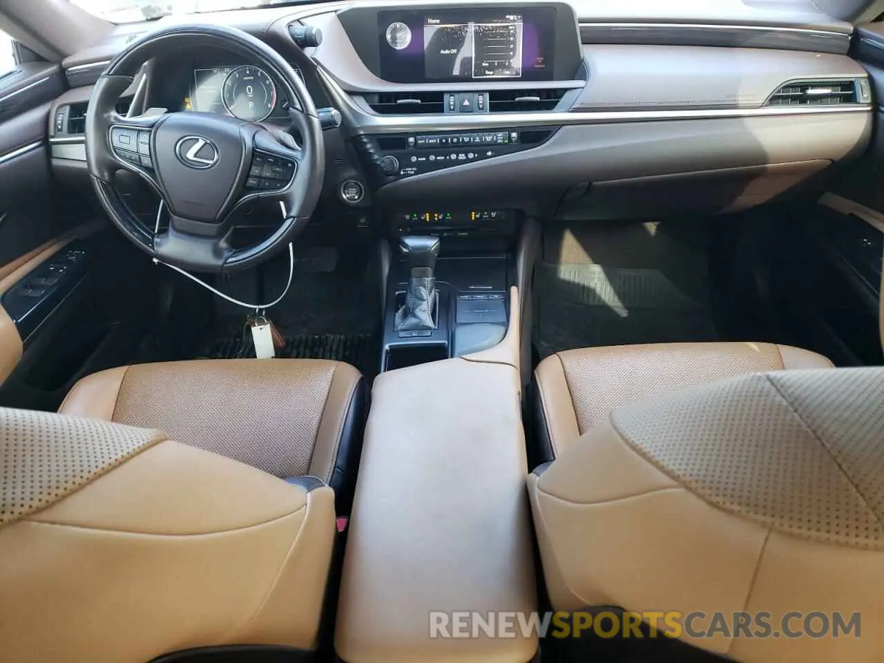8 Фотография поврежденного автомобиля 58ADZ1B13LU080222 LEXUS ES350 2020