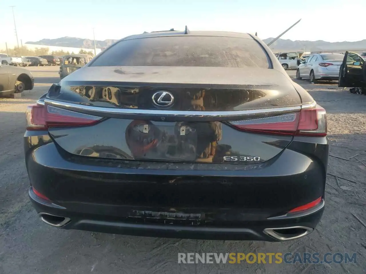 6 Photograph of a damaged car 58ADZ1B14LU056737 LEXUS ES350 2020