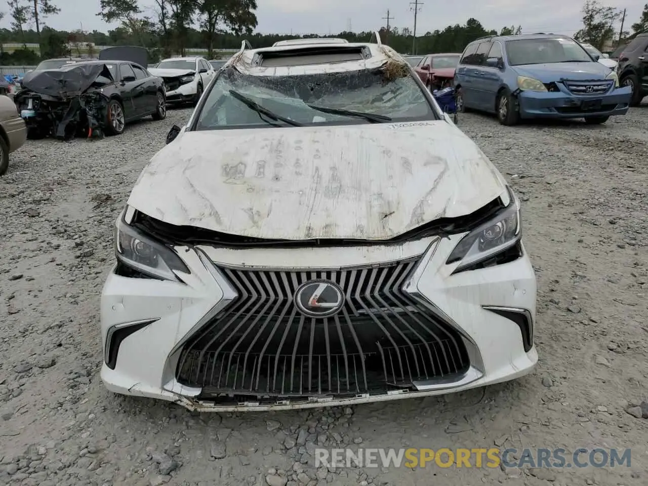5 Photograph of a damaged car 58ADZ1B14LU062019 LEXUS ES350 2020
