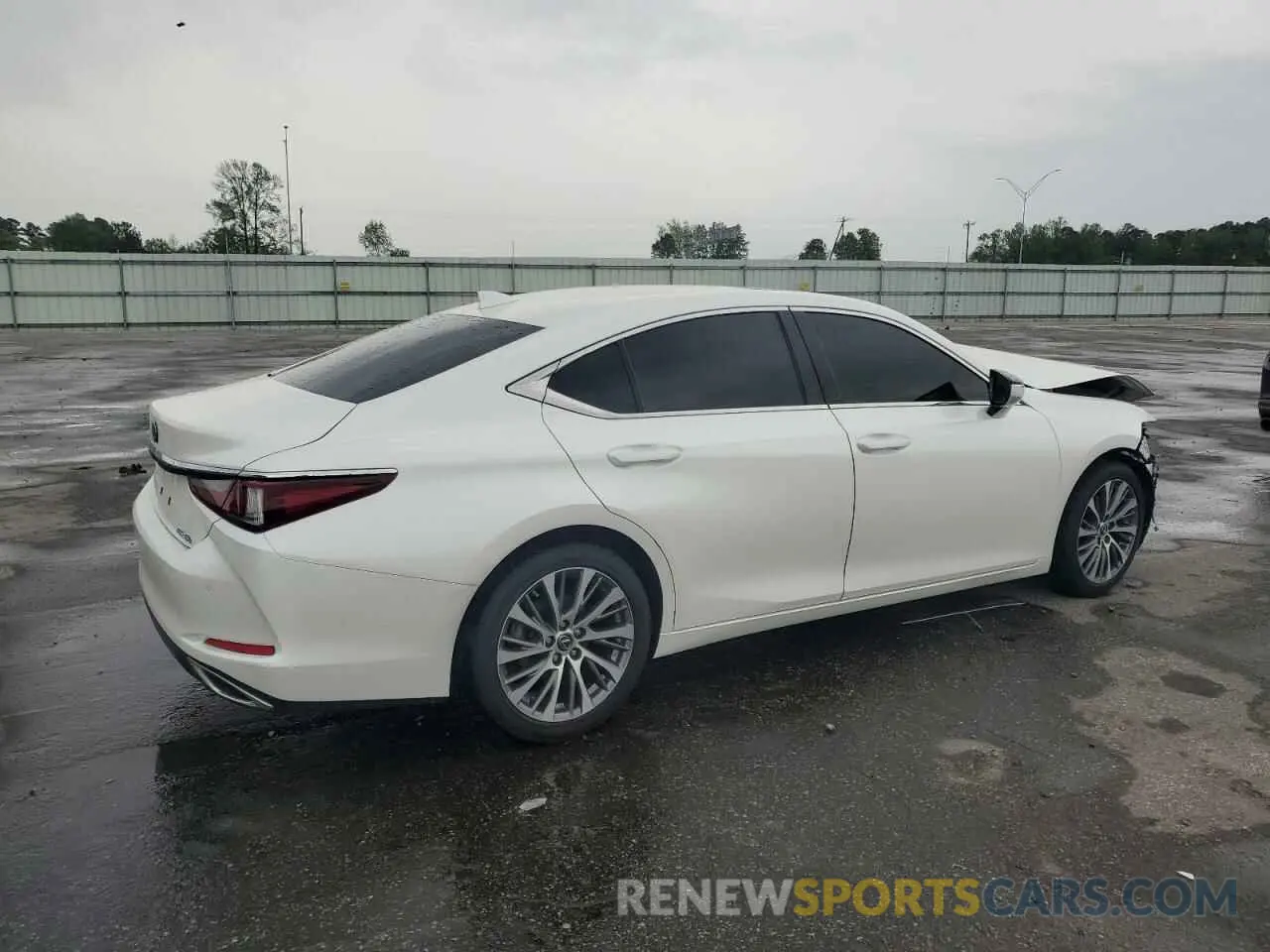 3 Photograph of a damaged car 58ADZ1B14LU063350 LEXUS ES350 2020