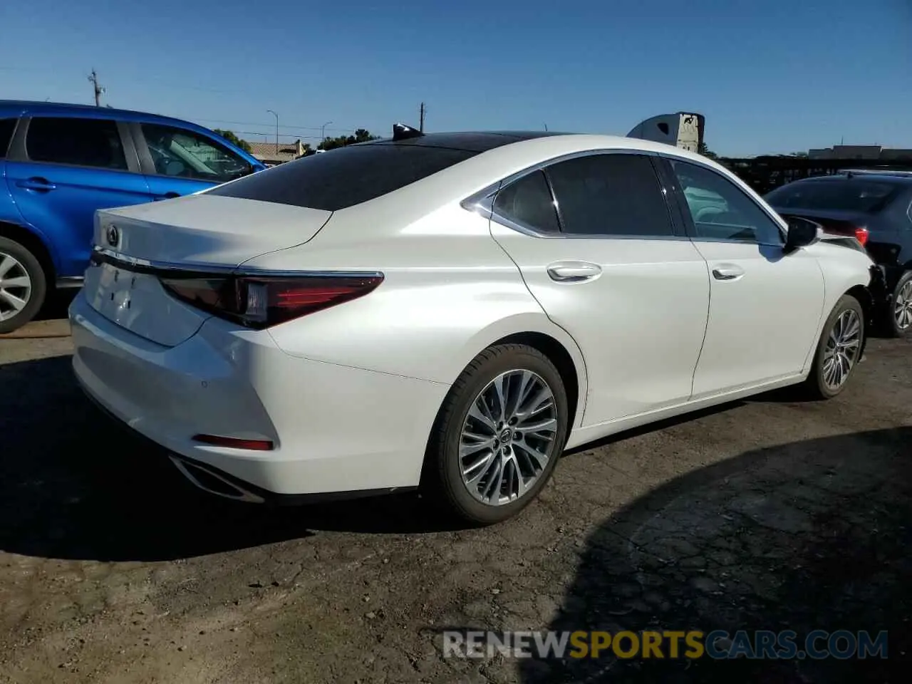 3 Photograph of a damaged car 58ADZ1B14LU068063 LEXUS ES350 2020