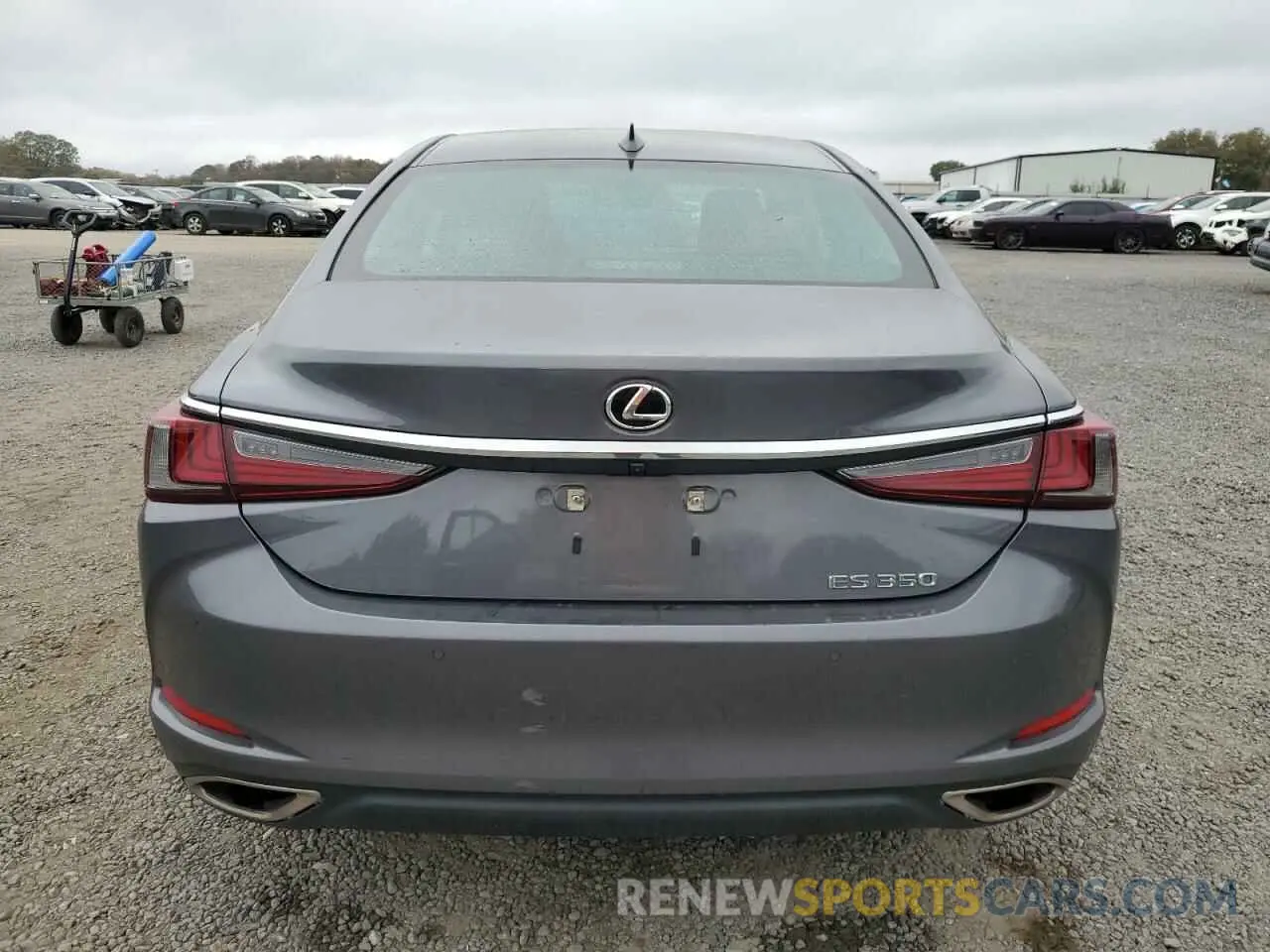 6 Photograph of a damaged car 58ADZ1B14LU080360 LEXUS ES350 2020