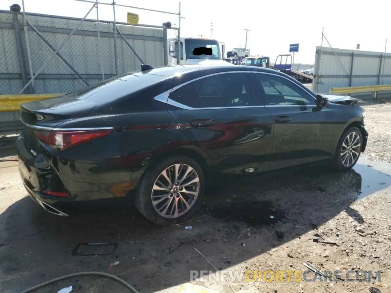 3 Photograph of a damaged car 58ADZ1B15LU072834 LEXUS ES350 2020