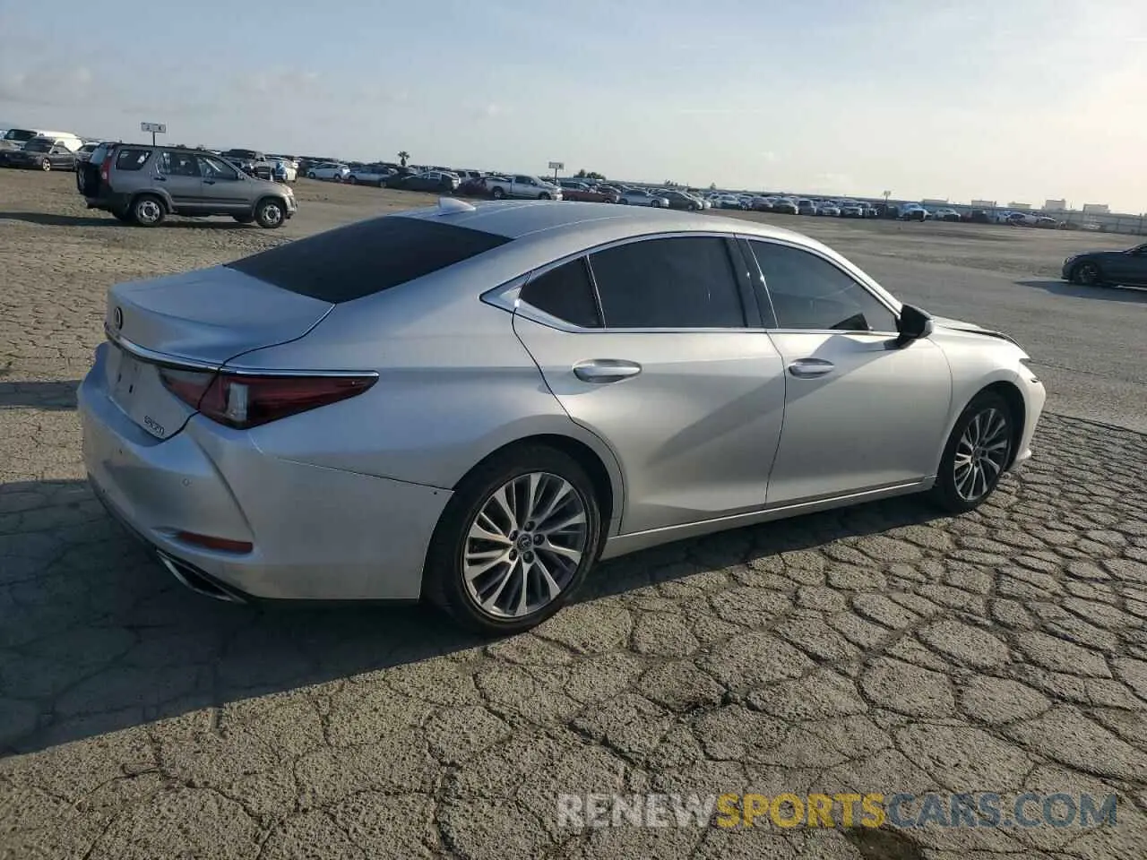 3 Photograph of a damaged car 58ADZ1B19LU073954 LEXUS ES350 2020