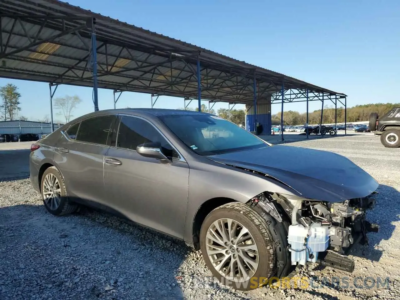 4 Фотография поврежденного автомобиля 58ADZ1B1XLU058959 LEXUS ES350 2020