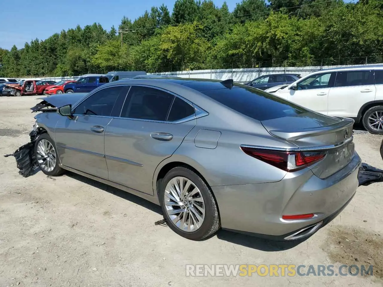 2 Photograph of a damaged car 58AEZ1B18LU073187 LEXUS ES350 2020