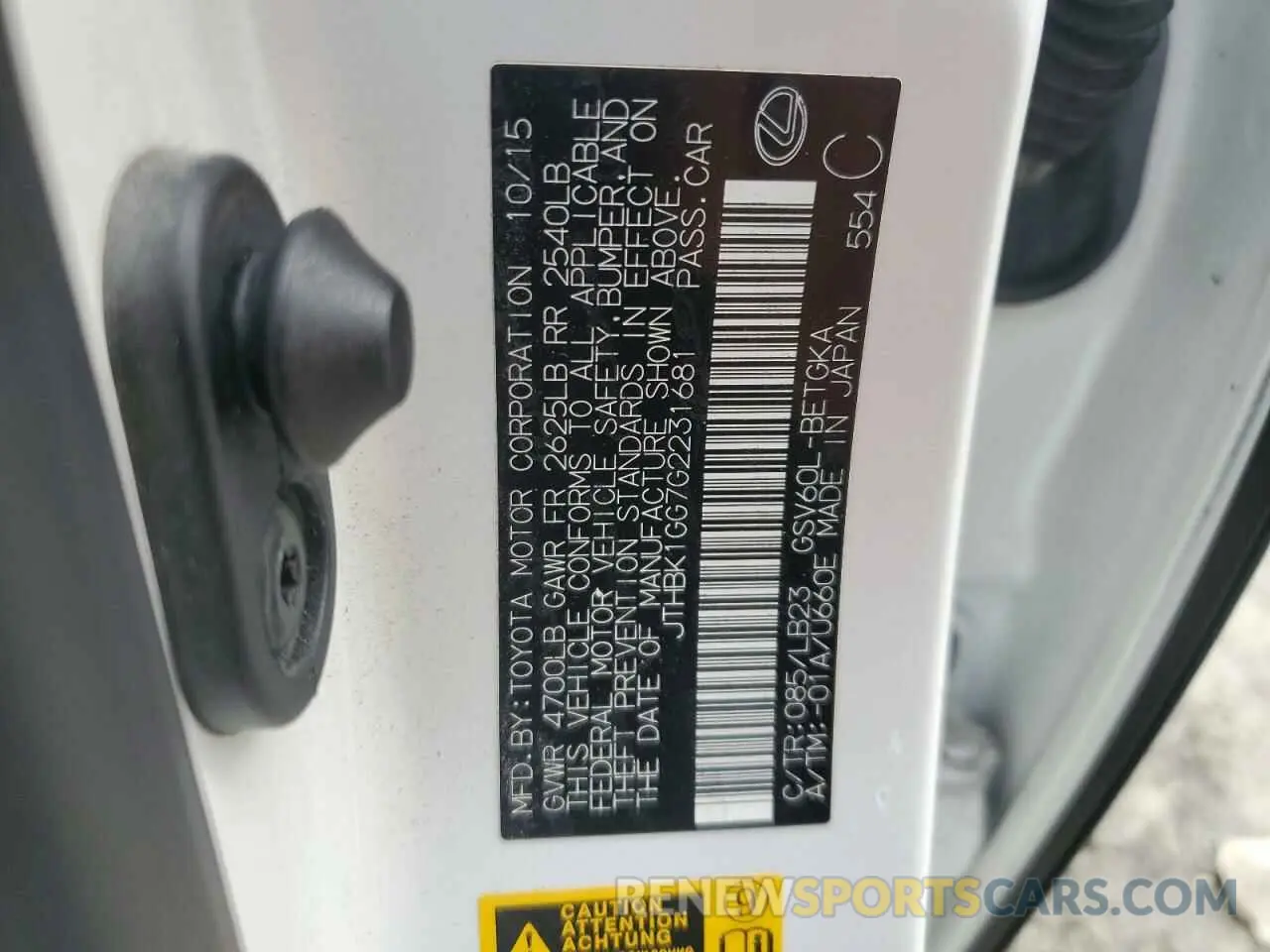 12 Фотография поврежденного автомобиля JTHBK1GG7G2231681 LEXUS ES350 2020