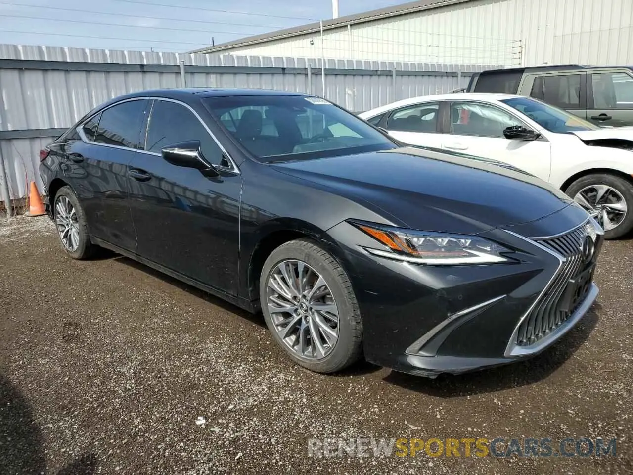 4 Photograph of a damaged car 58ABZ1B1XMU104427 LEXUS ES350 2021