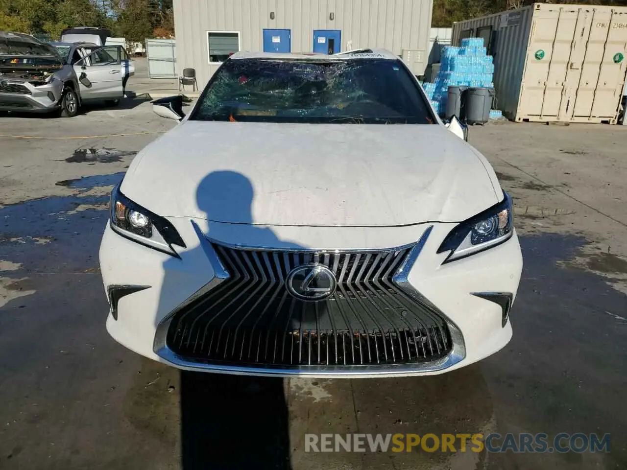 5 Photograph of a damaged car 58ADZ1B10MU093799 LEXUS ES350 2021