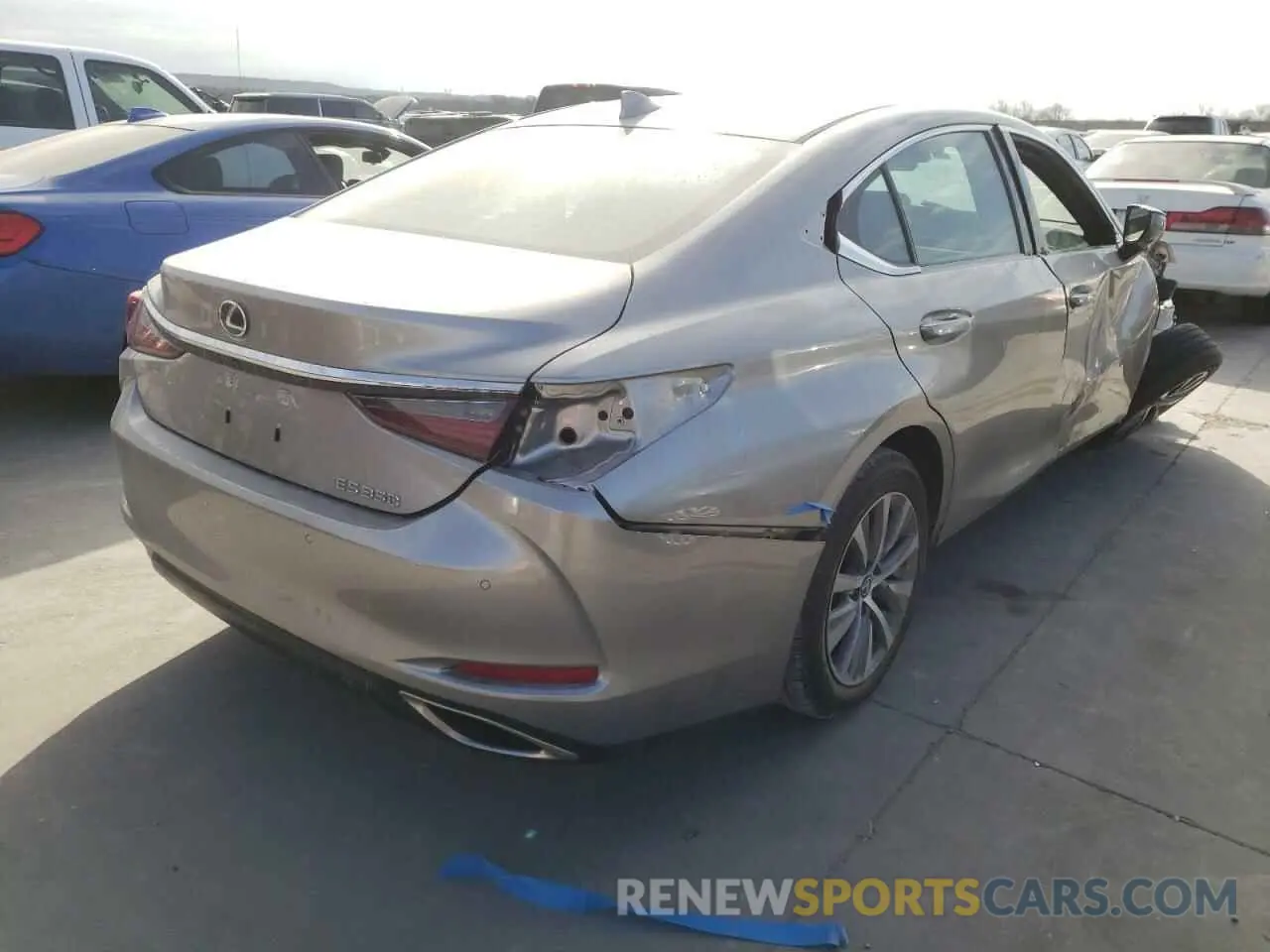 4 Photograph of a damaged car 58ADZ1B11MU089907 LEXUS ES350 2021
