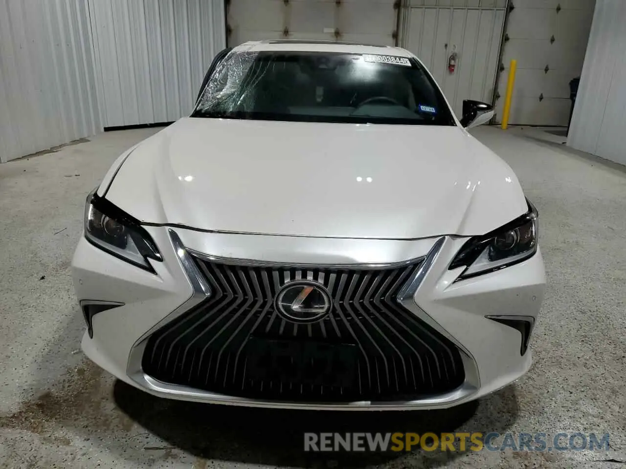 5 Фотография поврежденного автомобиля 58ADZ1B11MU090720 LEXUS ES350 2021
