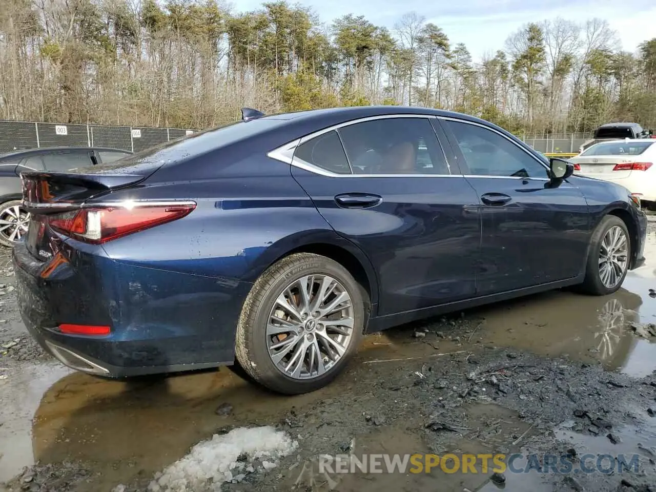 3 Фотография поврежденного автомобиля 58ADZ1B14MU104030 LEXUS ES350 2021