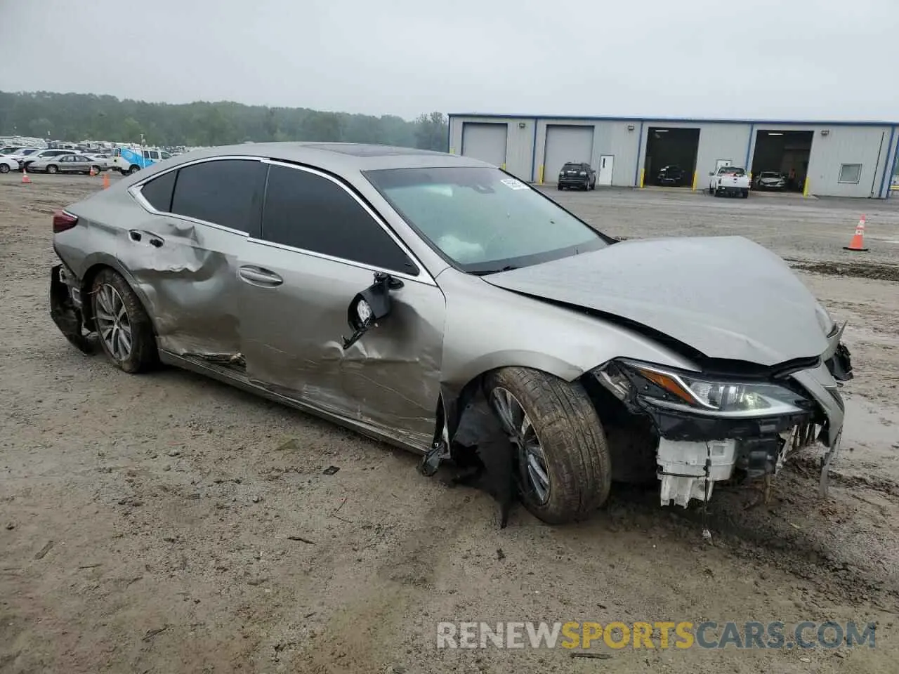4 Photograph of a damaged car 58ADZ1B15MU107132 LEXUS ES350 2021