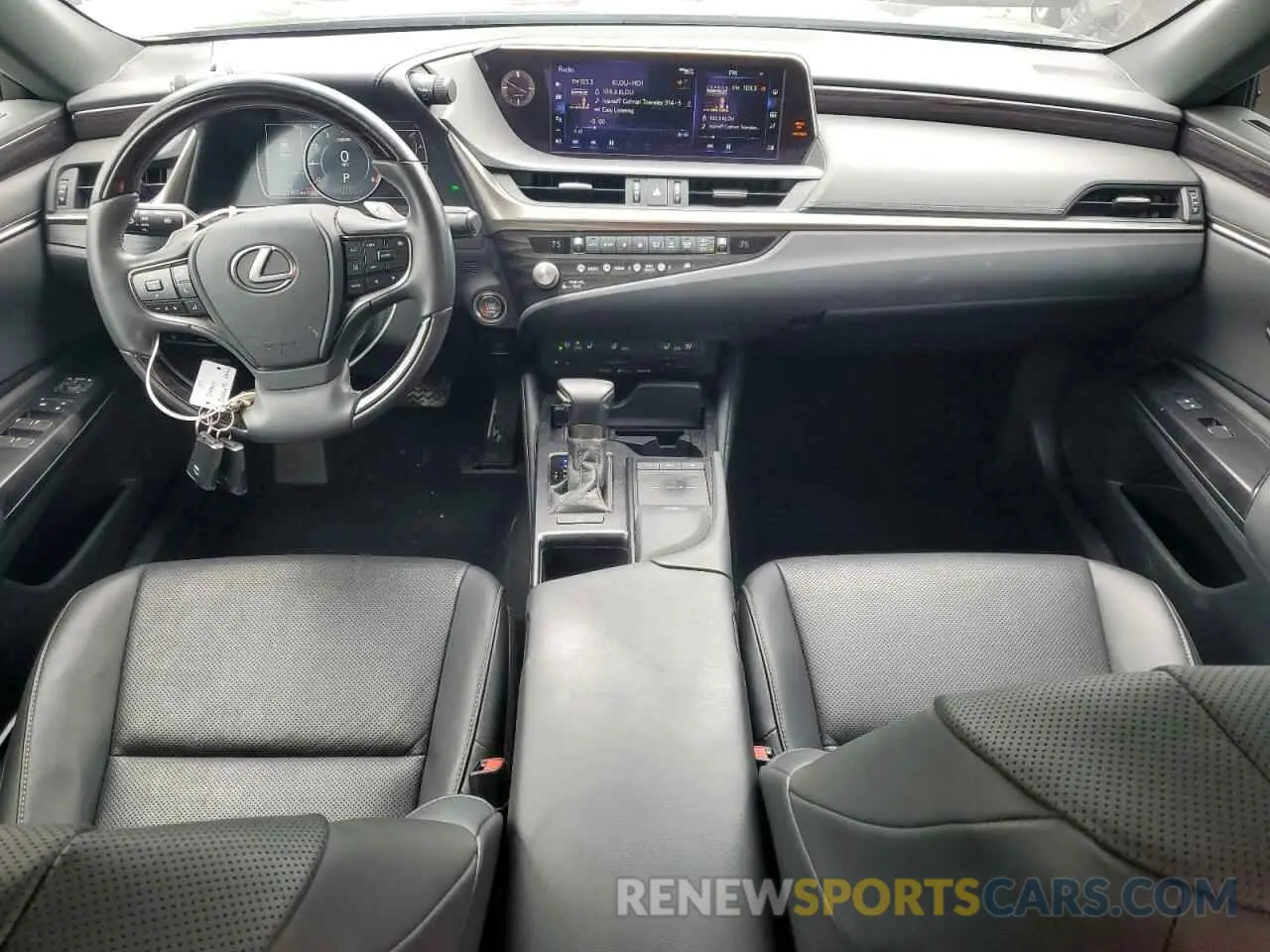 8 Фотография поврежденного автомобиля 58ADZ1B17MU101963 LEXUS ES350 2021
