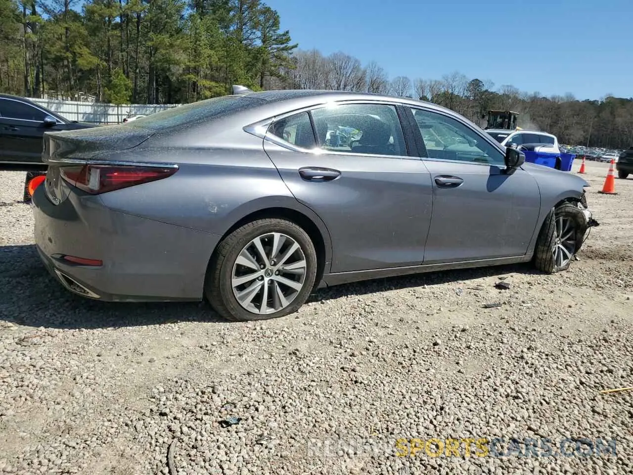 3 Photograph of a damaged car 58ADZ1B18MU084235 LEXUS ES350 2021