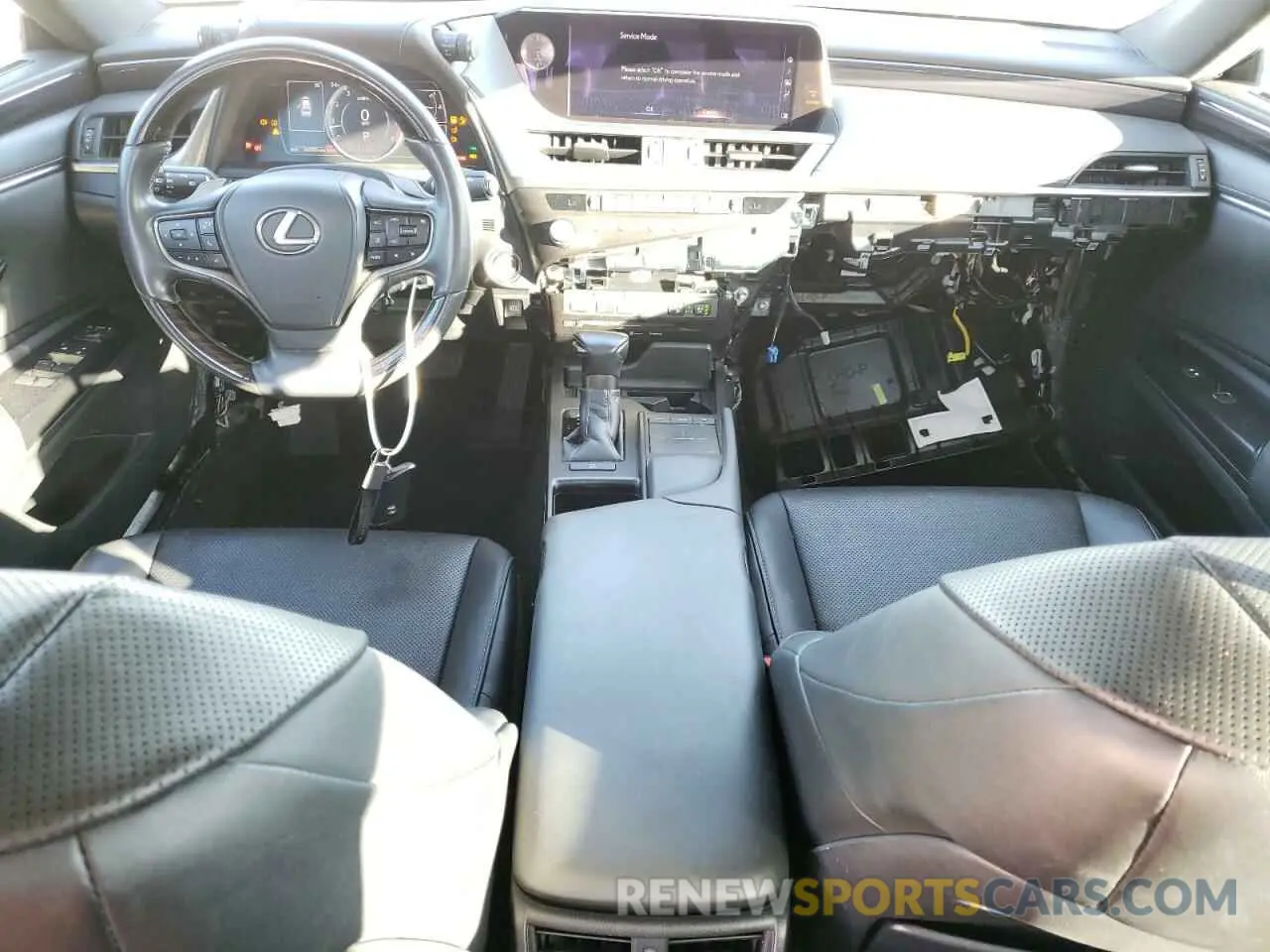 8 Фотография поврежденного автомобиля 58ADZ1B19MU085250 LEXUS ES350 2021