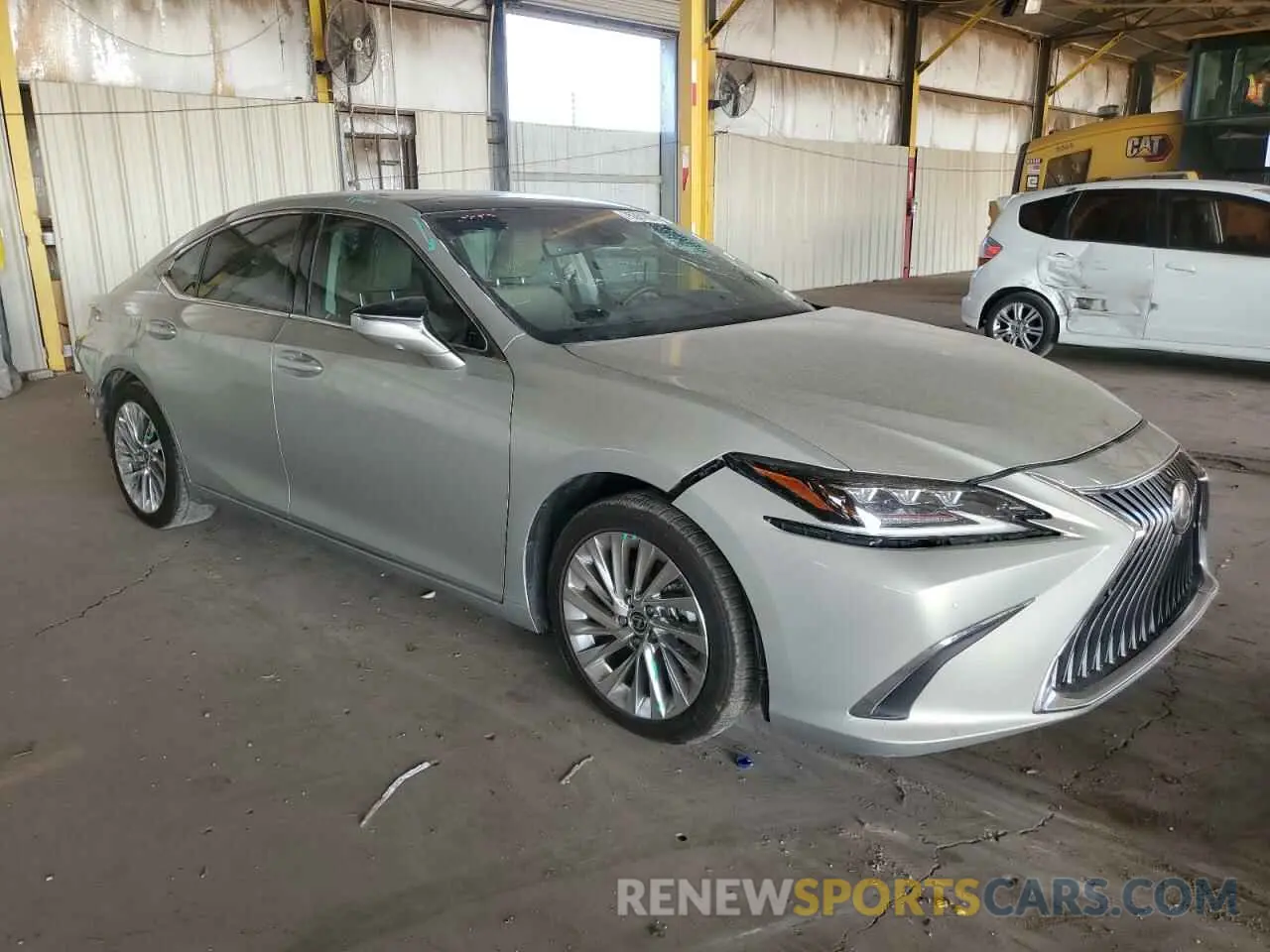 4 Photograph of a damaged car 58AFZ1B13MU086399 LEXUS ES350 2021