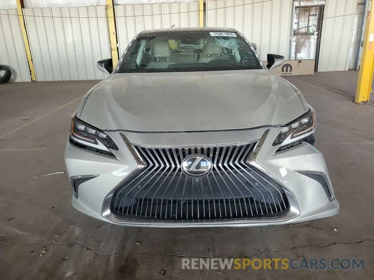 5 Photograph of a damaged car 58AFZ1B13MU086399 LEXUS ES350 2021
