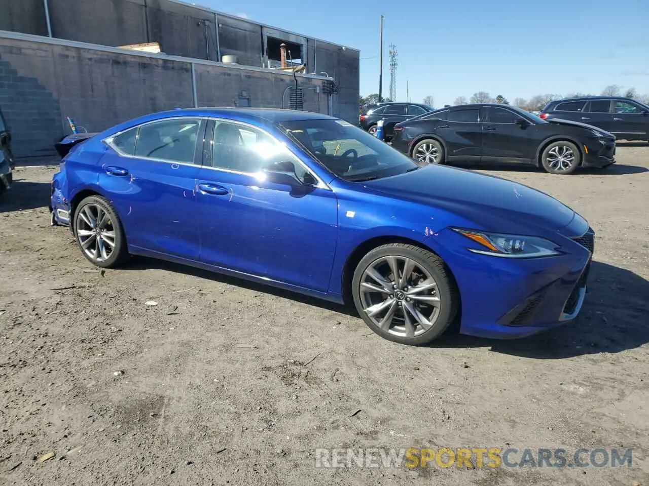 4 Фотография поврежденного автомобиля 58AGZ1B13MU082793 LEXUS ES350 2021