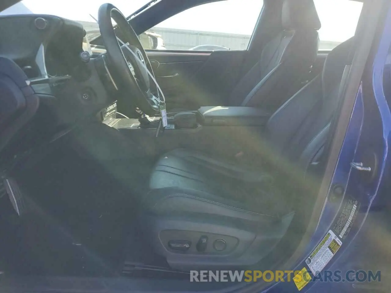 7 Фотография поврежденного автомобиля 58AGZ1B13MU082793 LEXUS ES350 2021