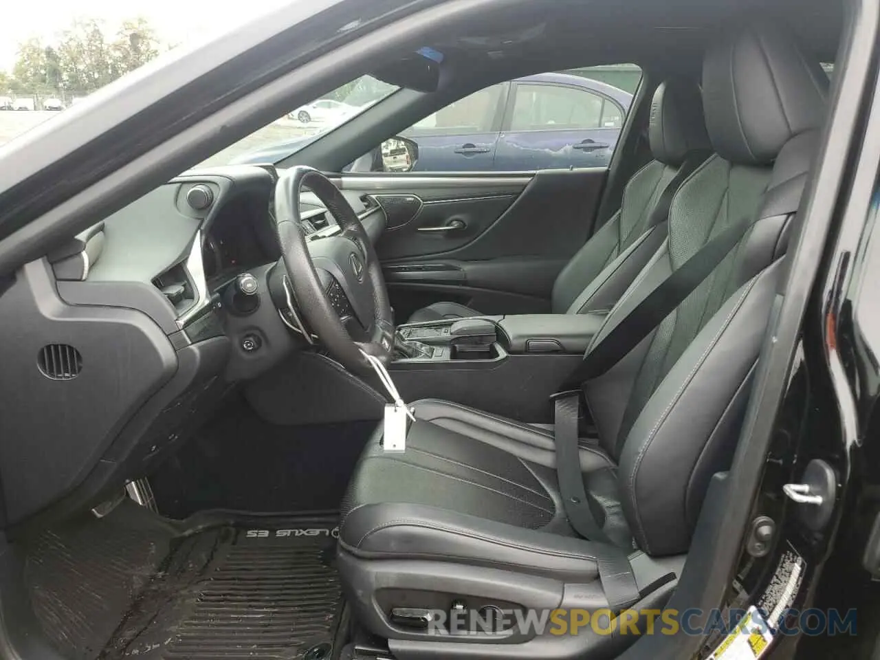 7 Photograph of a damaged car 58AGZ1B16MU089754 LEXUS ES350 2021