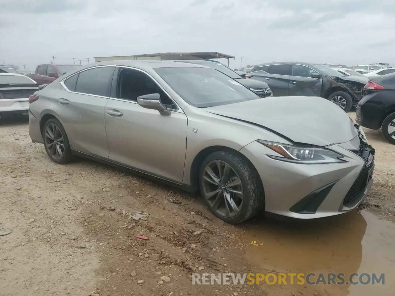 4 Фотография поврежденного автомобиля 58AGZ1B19MU084872 LEXUS ES350 2021