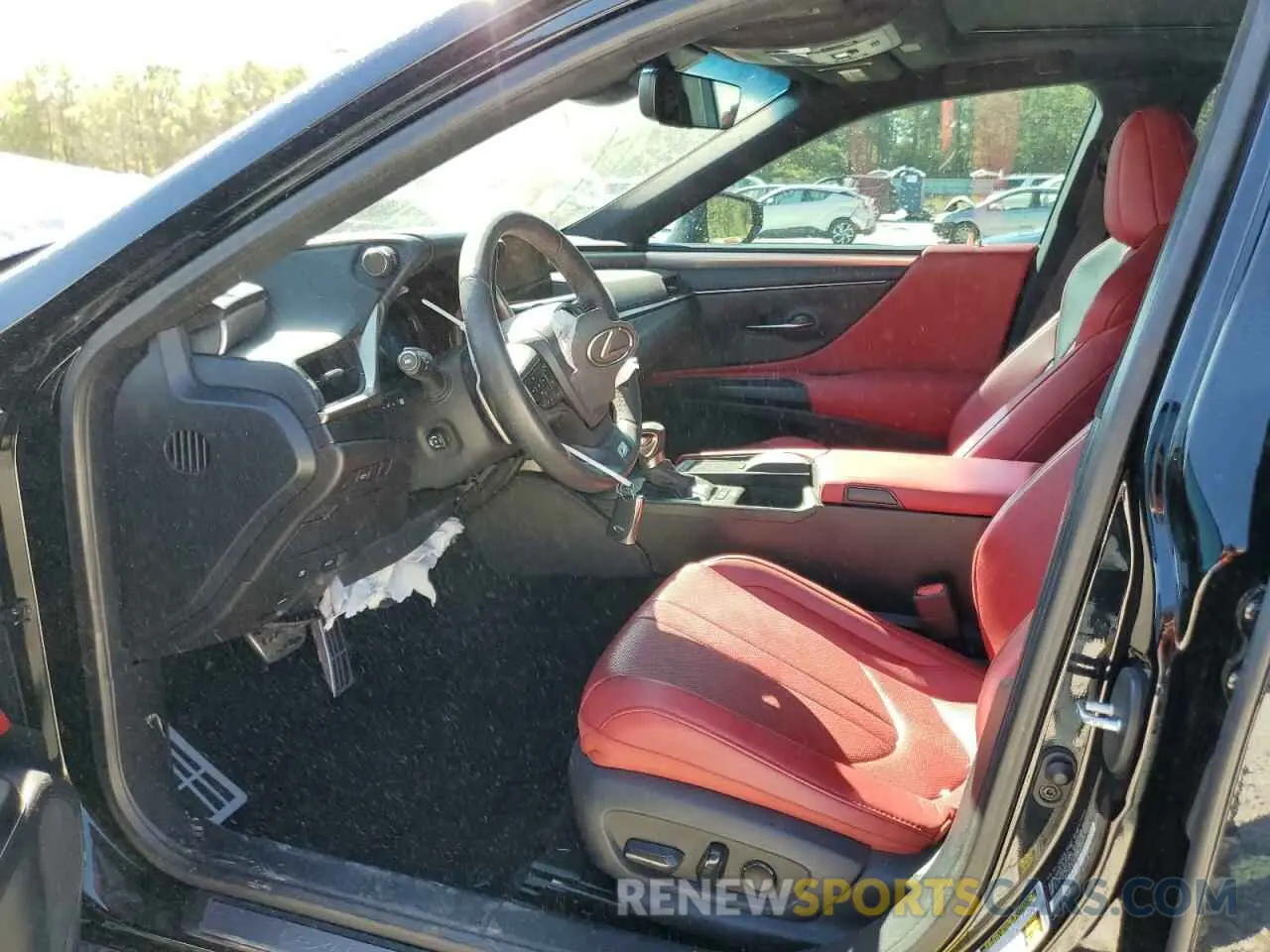 7 Photograph of a damaged car 58AGZ1B1XMU088476 LEXUS ES350 2021