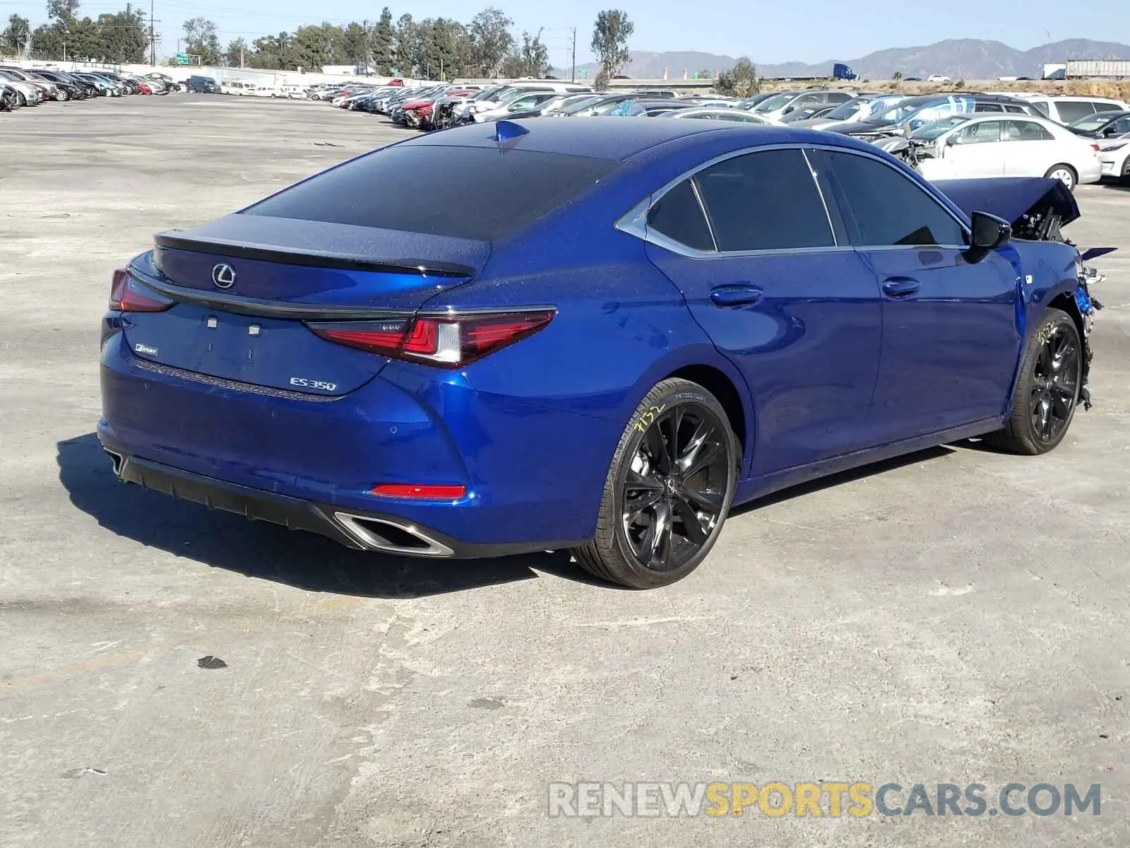 4 Фотография поврежденного автомобиля 58AHZ1B11MU096938 LEXUS ES350 2021