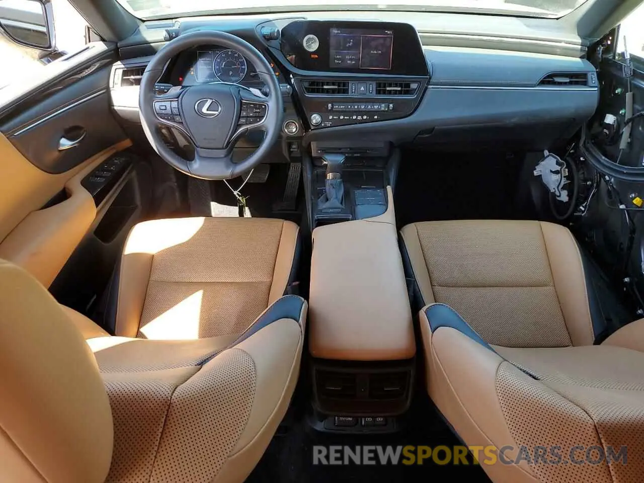 8 Фотография поврежденного автомобиля 58ACZ1B11NU136656 LEXUS ES350 2022