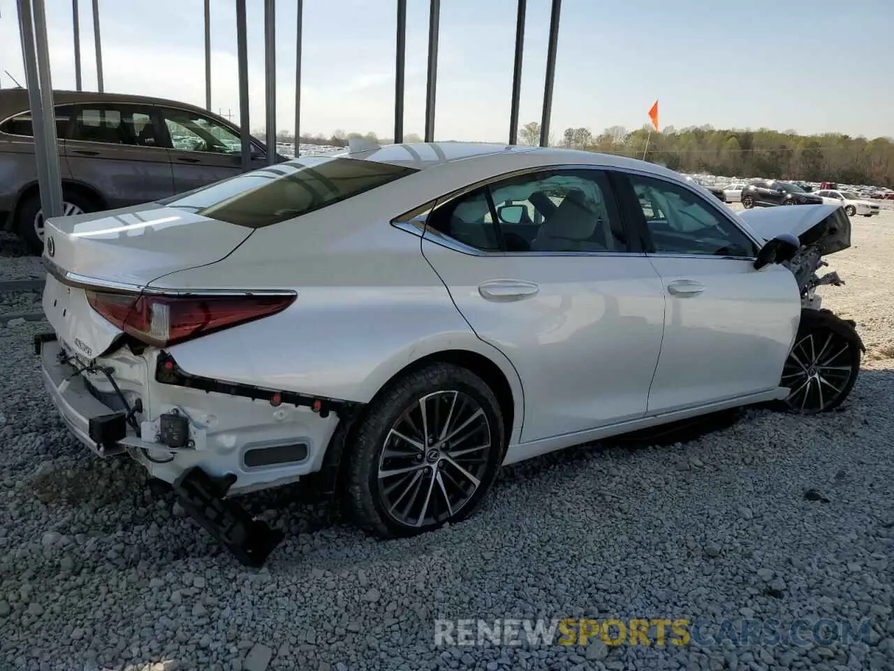 3 Фотография поврежденного автомобиля 58ADZ1B12NU114590 LEXUS ES350 2022