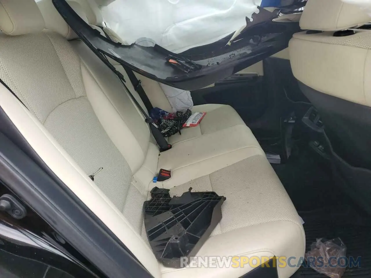 10 Photograph of a damaged car 58ADZ1B14NU114624 LEXUS ES350 2022