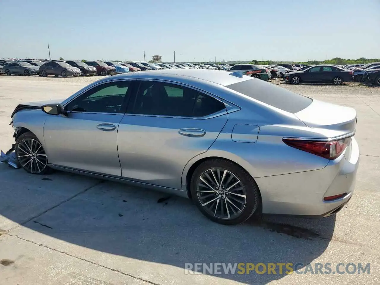 2 Photograph of a damaged car 58ADZ1B14NU126529 LEXUS ES350 2022