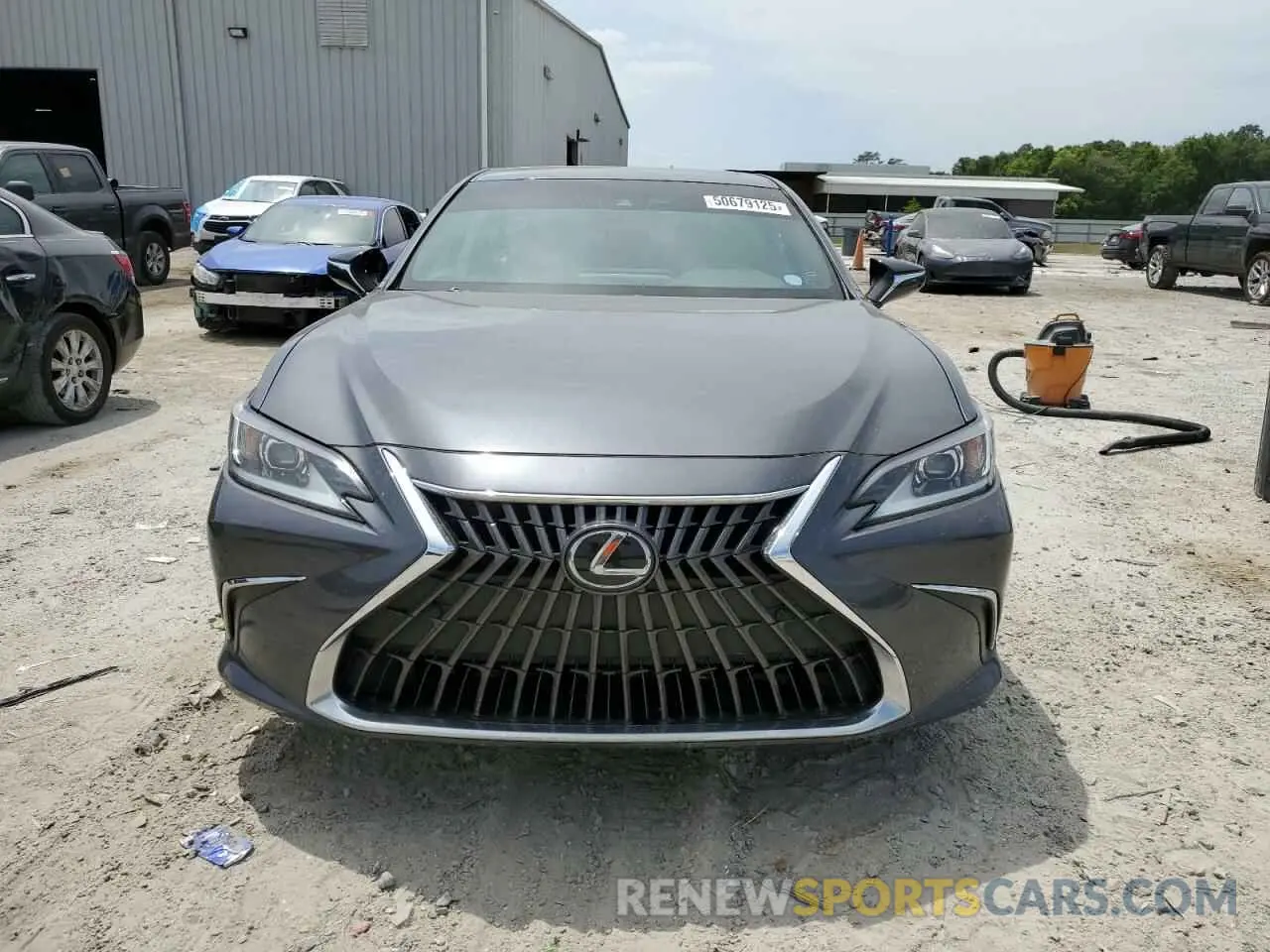 5 Photograph of a damaged car 58ADZ1B19NU123061 LEXUS ES350 2022