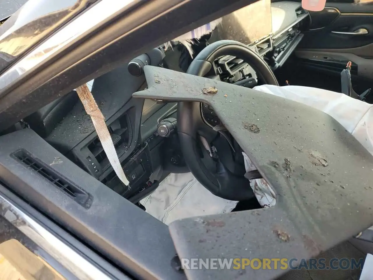 9 Photograph of a damaged car 58AFZ1B11NU135486 LEXUS ES350 2022