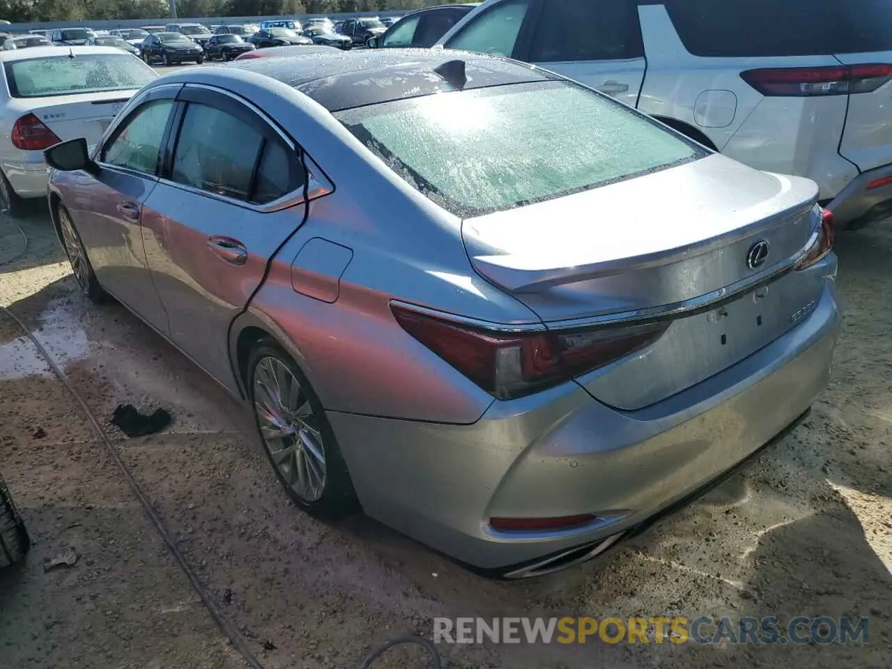 2 Фотография поврежденного автомобиля 58AFZ1B1XNU134417 LEXUS ES350 2022