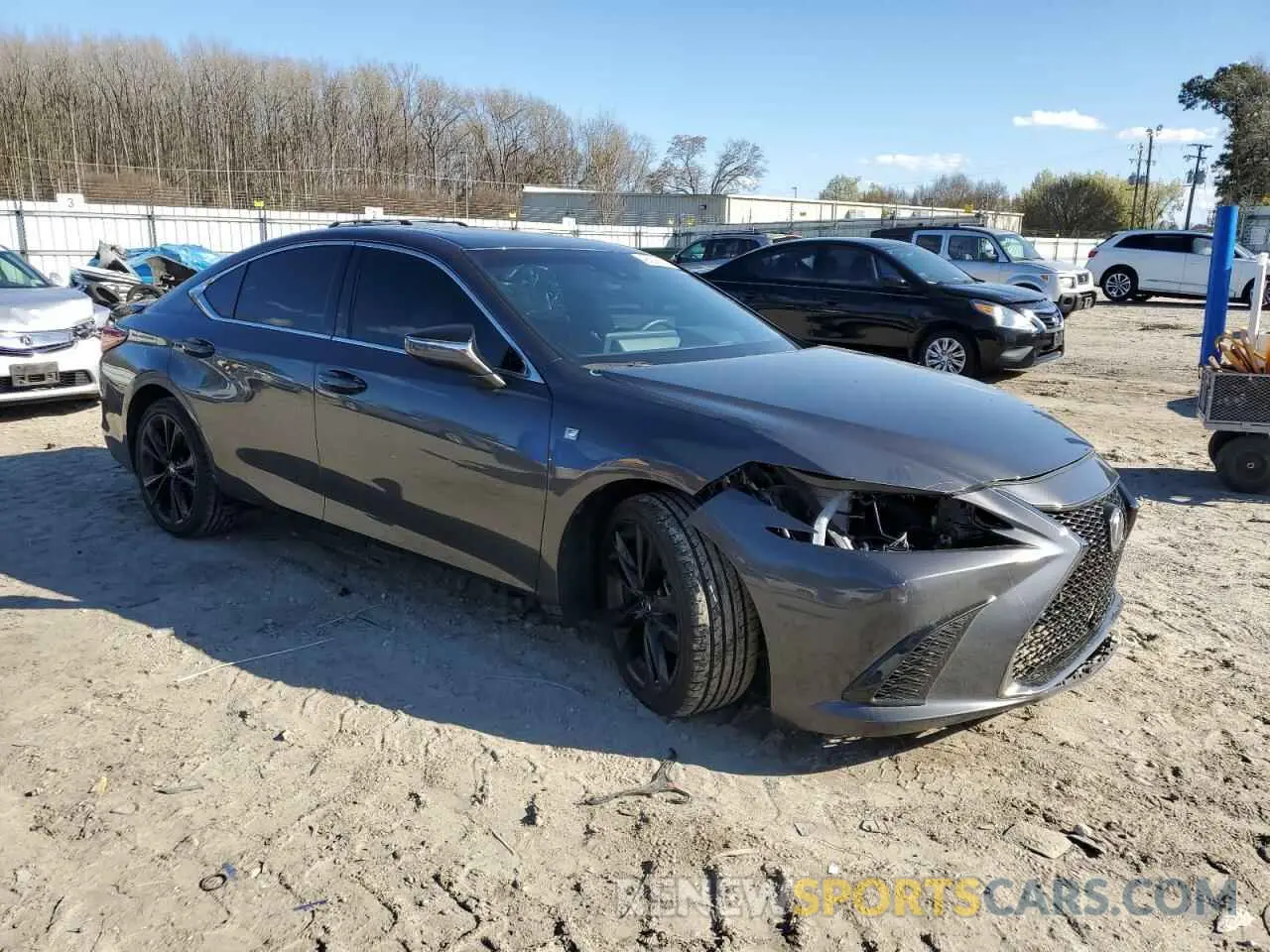 4 Фотография поврежденного автомобиля 58AGZ1B16NU131843 LEXUS ES350 2022