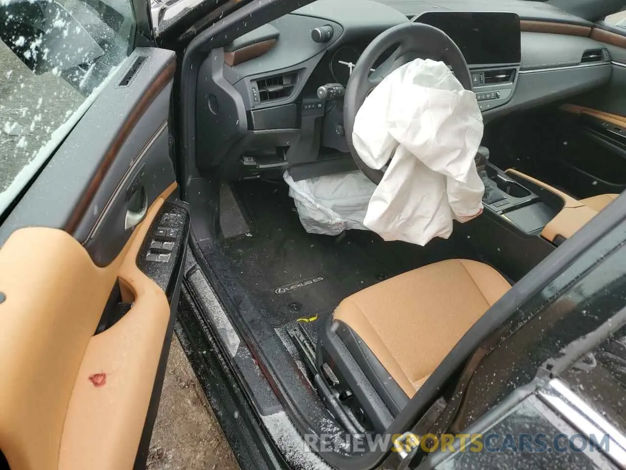 8 Photograph of a damaged car 58ADZ1B14PU159632 LEXUS ES350 2023
