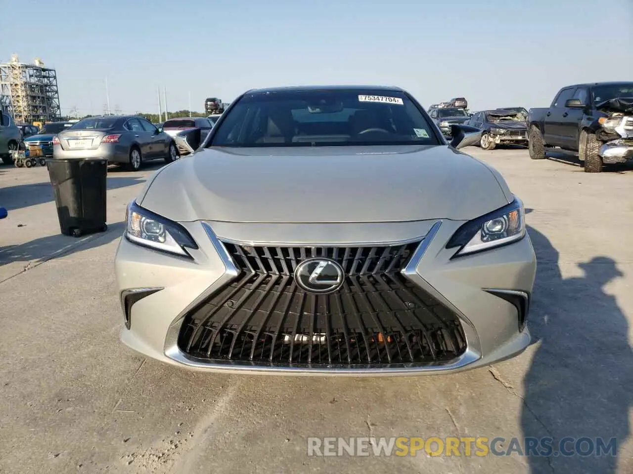 5 Photograph of a damaged car 58ADZ1B15PU156982 LEXUS ES350 2023