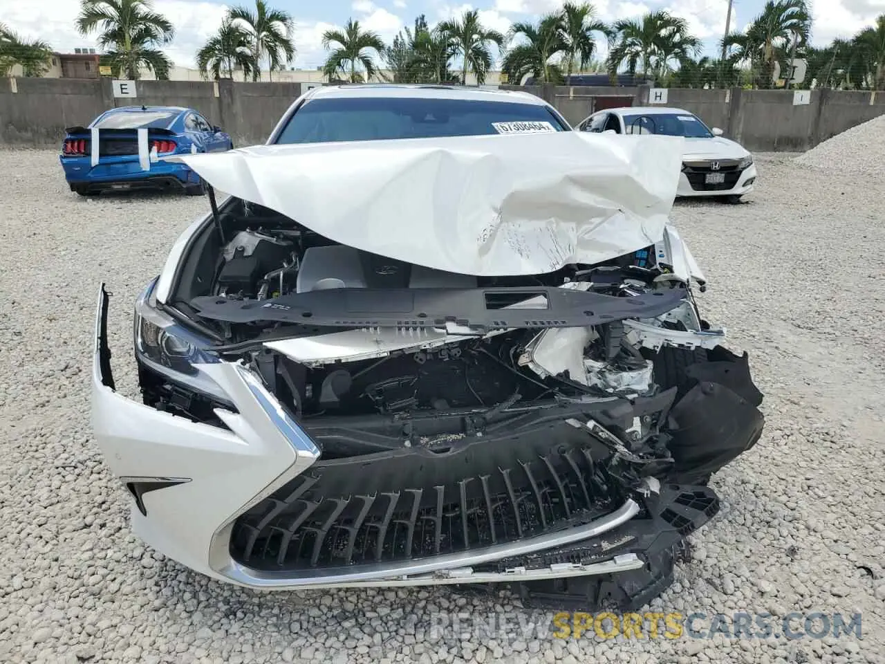 5 Photograph of a damaged car 58ADZ1B17PU157390 LEXUS ES350 2023