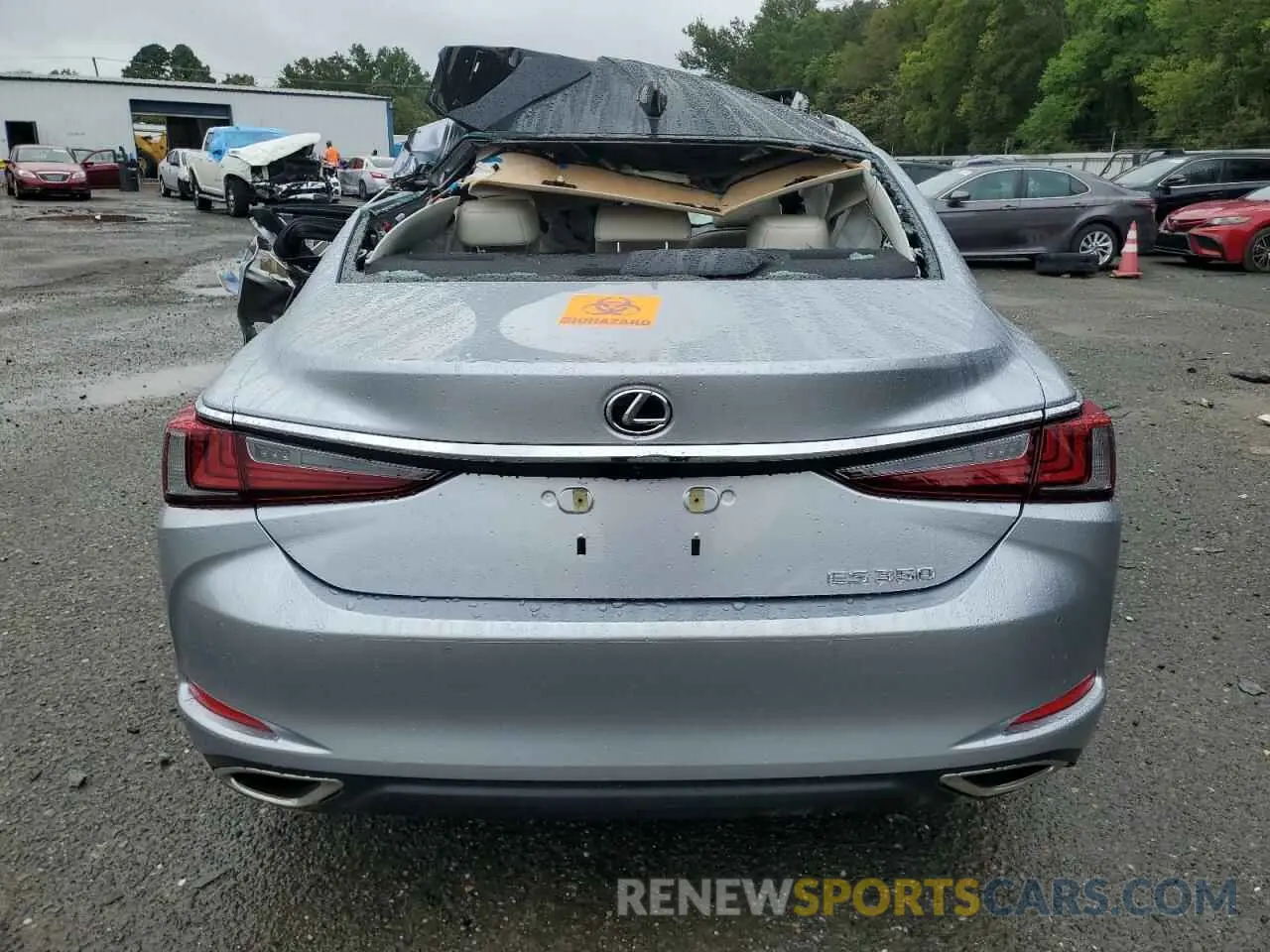 6 Photograph of a damaged car 58ADZ1B19PU158394 LEXUS ES350 2023