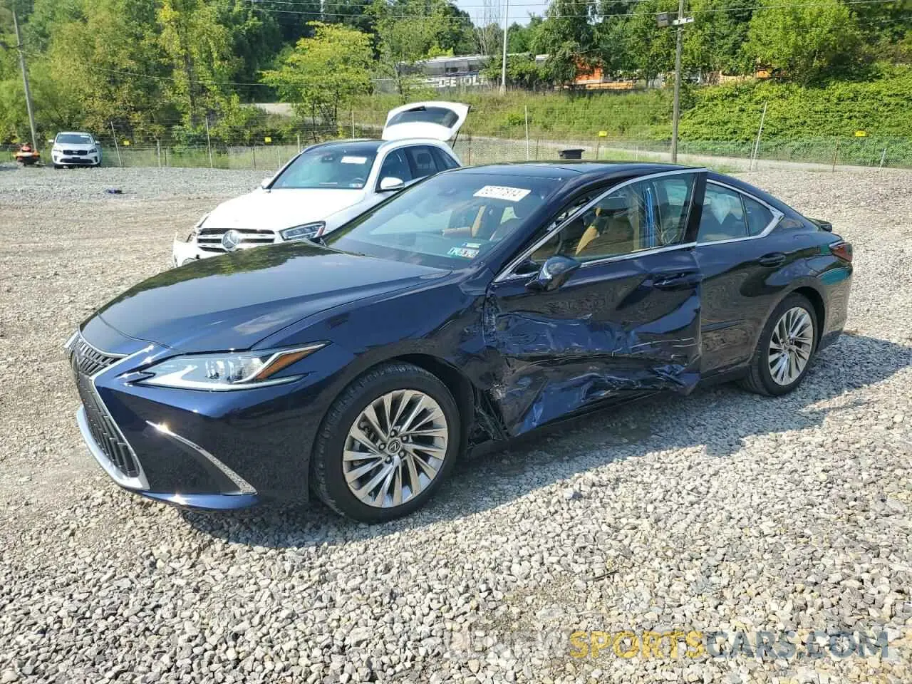 1 Photograph of a damaged car 58AEZ1B1XPU153483 LEXUS ES350 2023
