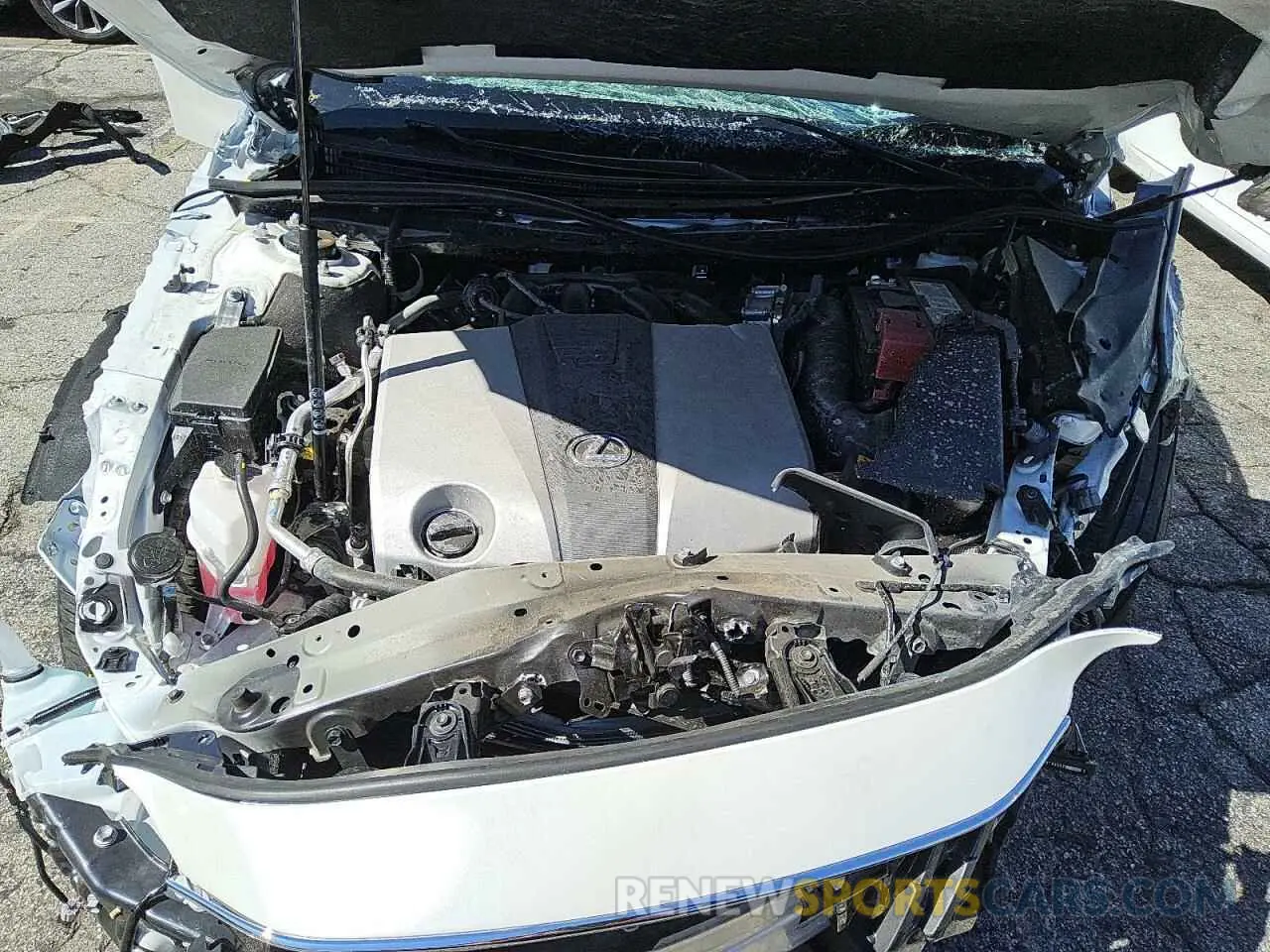11 Фотография поврежденного автомобиля 58ACZ1B10RU183943 LEXUS ES350 2024