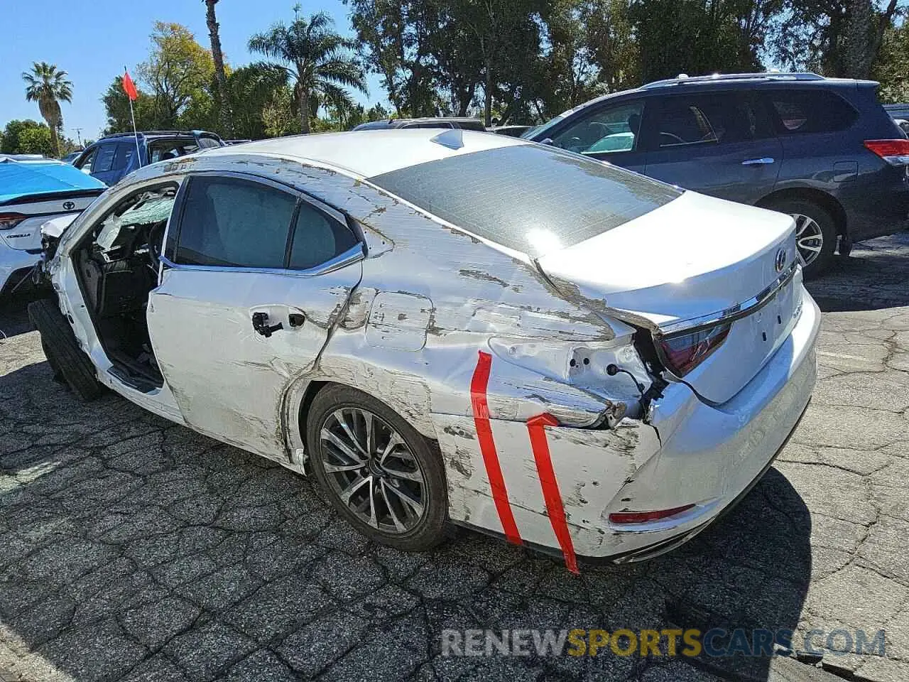 2 Фотография поврежденного автомобиля 58ACZ1B10RU183943 LEXUS ES350 2024