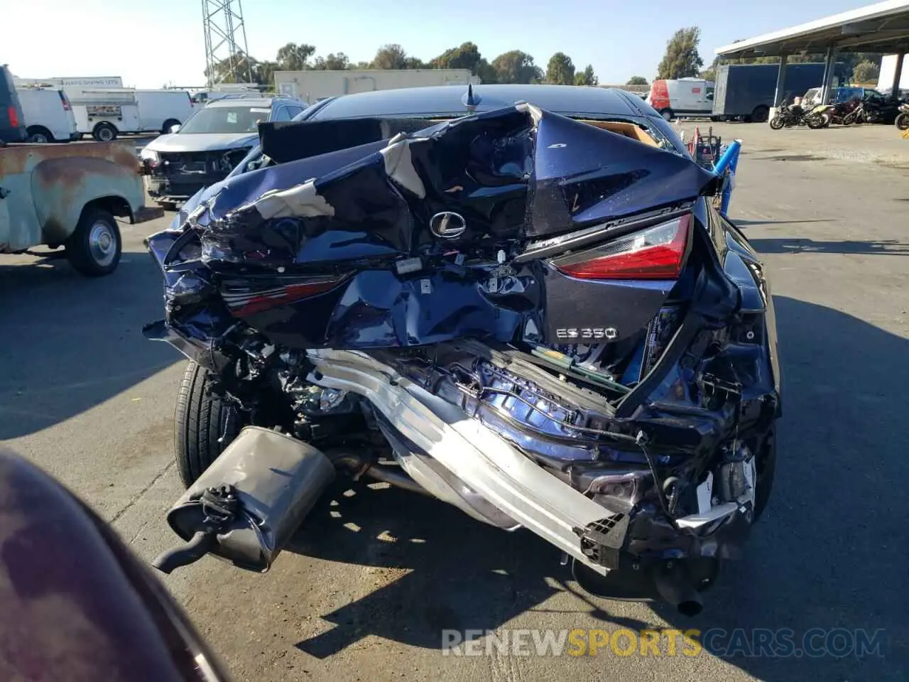 6 Photograph of a damaged car 58ACZ1B15RU175014 LEXUS ES350 2024