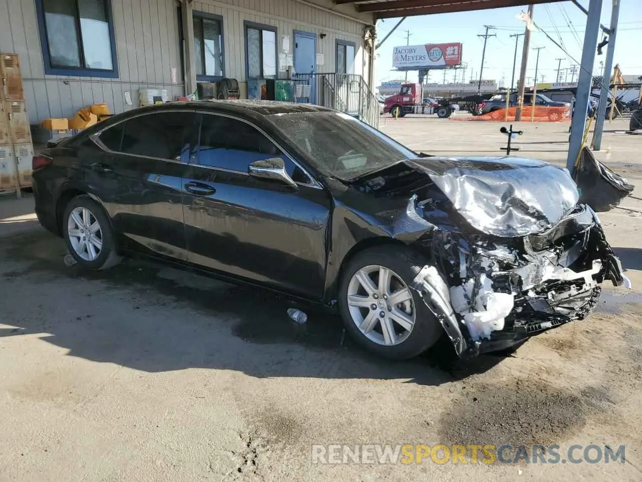 4 Photograph of a damaged car 58ADZ1B15RU171498 LEXUS ES350 2024