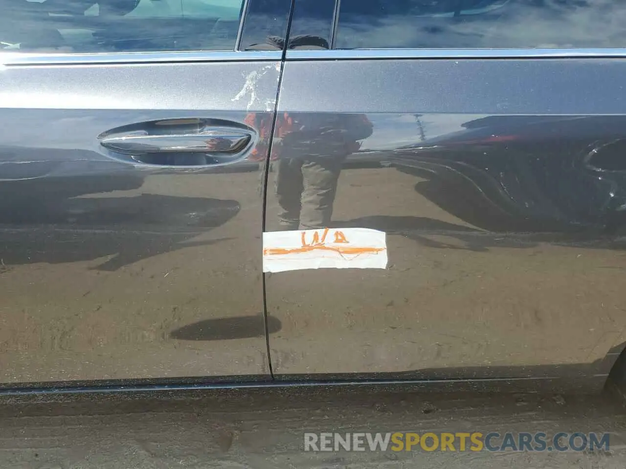 12 Photograph of a damaged car 58ADZ1B17RU170336 LEXUS ES350 2024