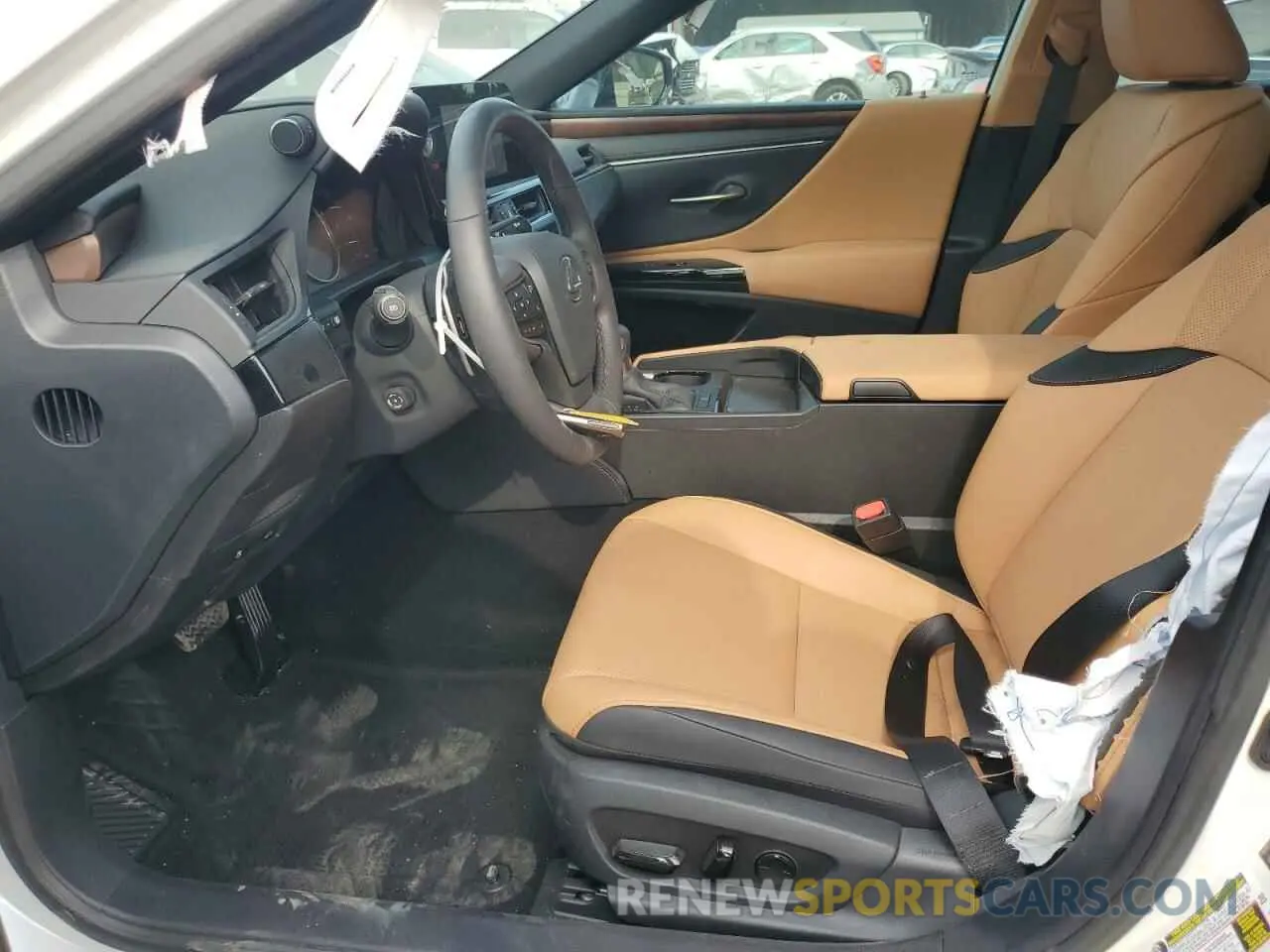 7 Photograph of a damaged car 58ADZ1B18RU172791 LEXUS ES350 2024