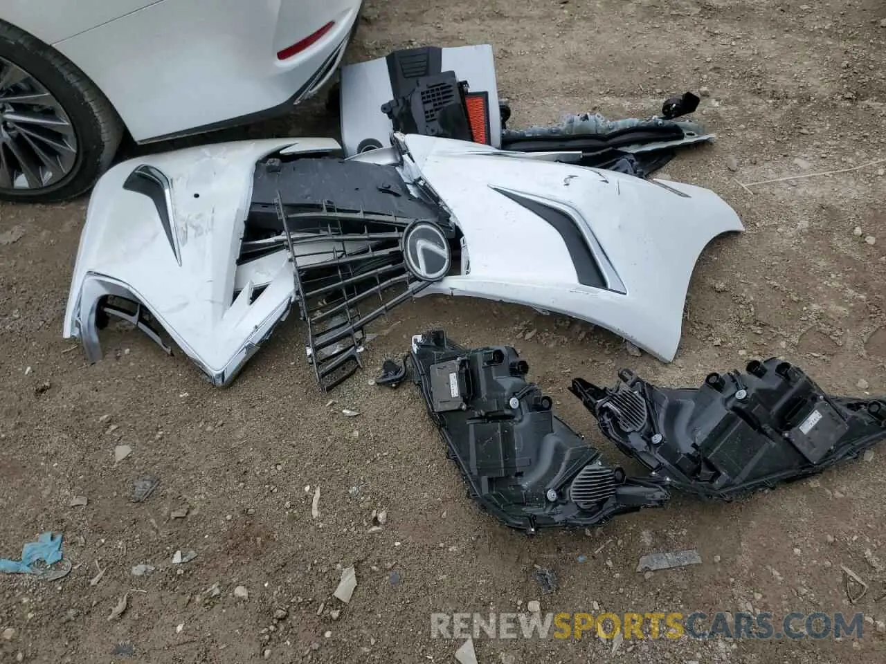 12 Photograph of a damaged car 58AFZ1B17RU179112 LEXUS ES350 2024
