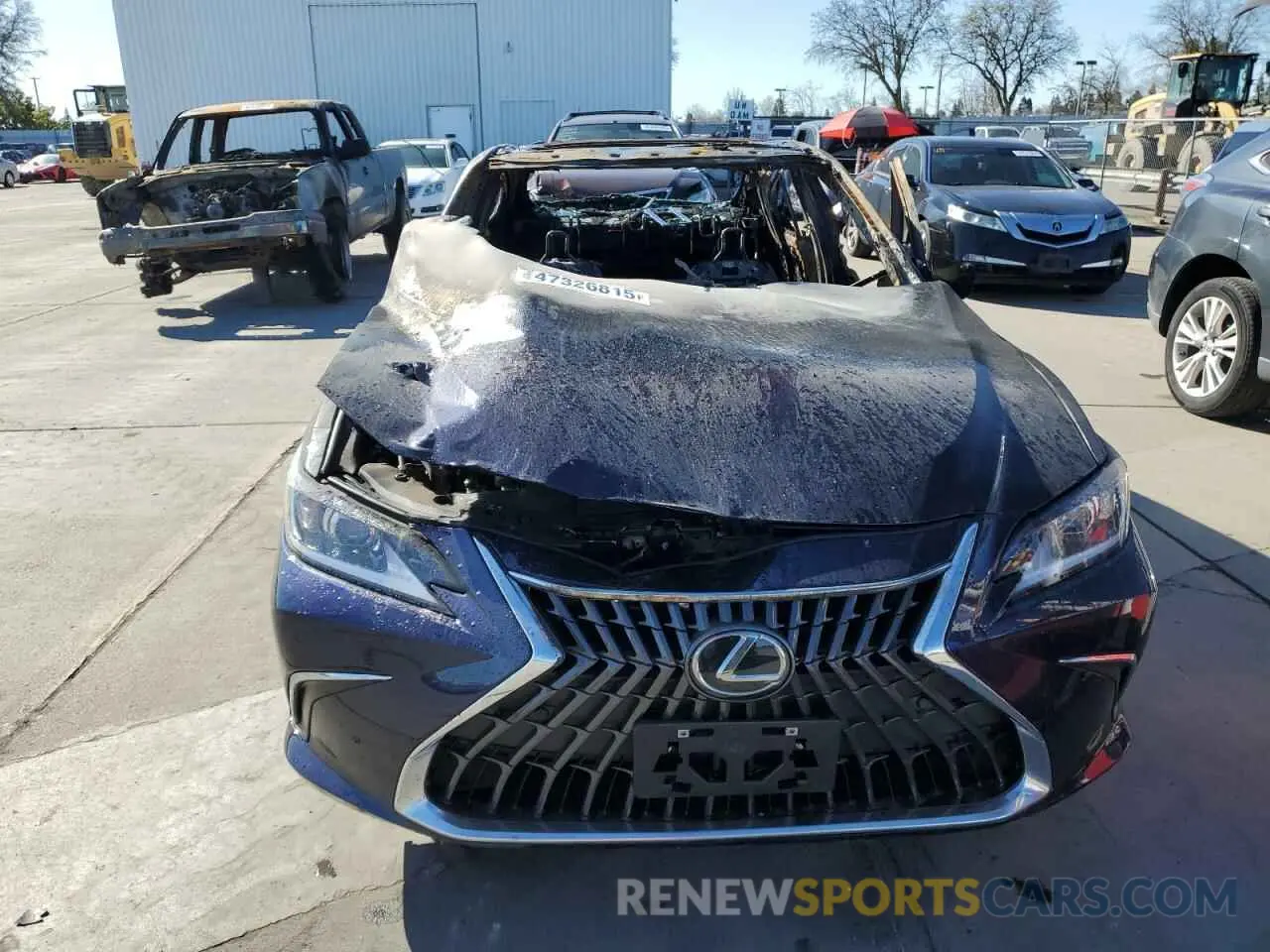 5 Фотография поврежденного автомобиля 58ADZ1B15SU195323 LEXUS ES350 2025
