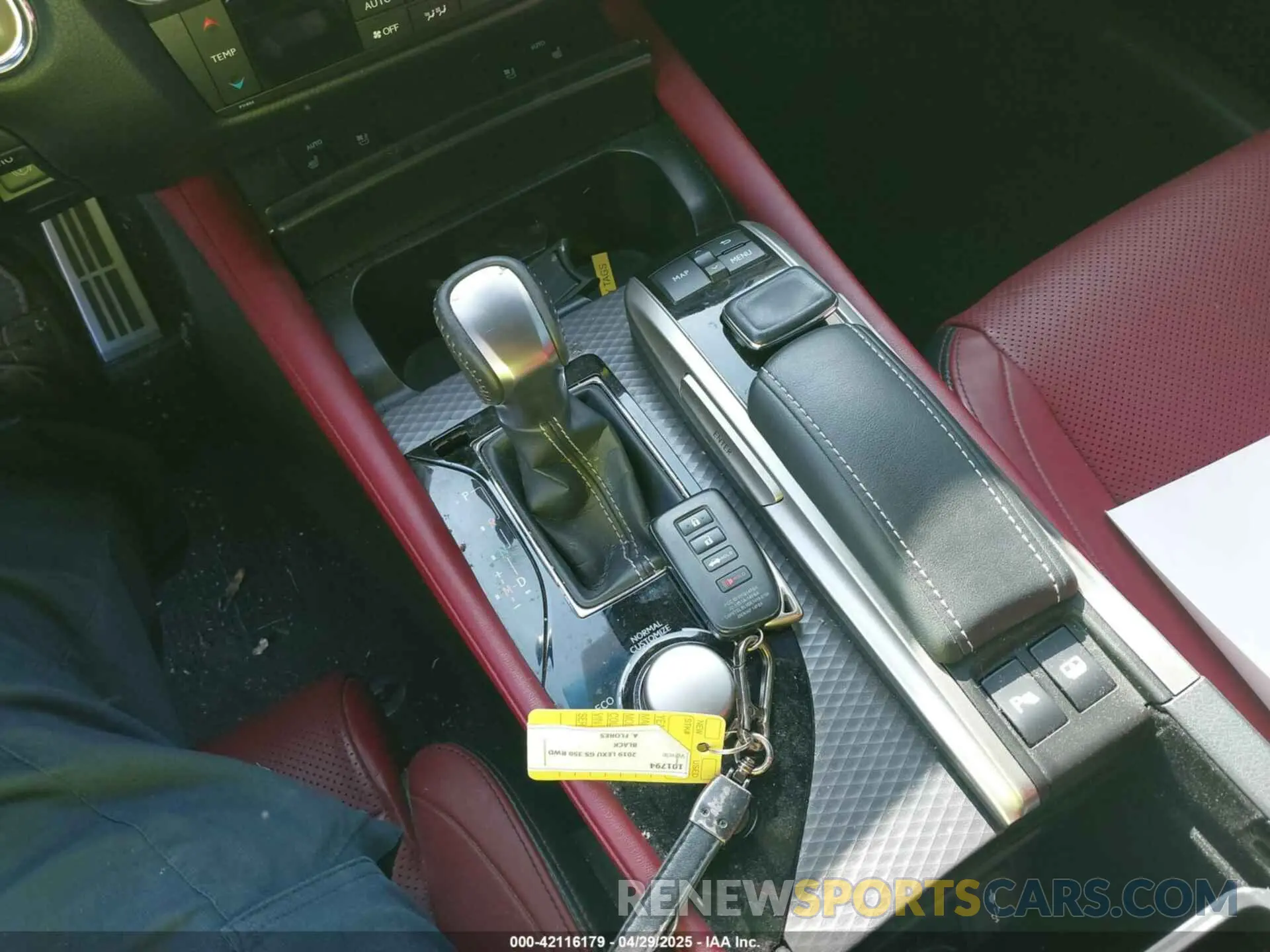 11 Photograph of a damaged car JTHBZ1BL0KA017002 LEXUS GS 350 2019